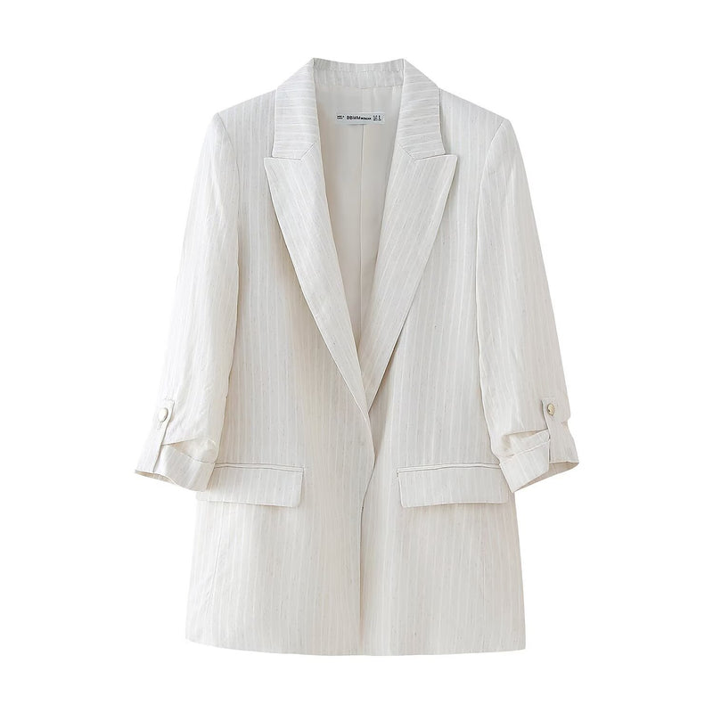 Collar long sleeved jacket